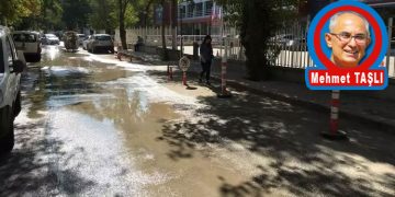 KANALİZASYON GİDERLERİNE DÜZENLİ BAKIM YAPILMALI.