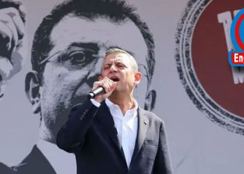 Bu kurultay, başka kurultay!