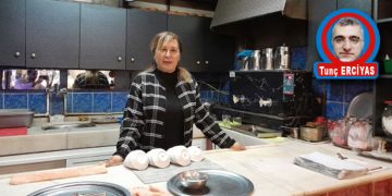 KAHVECİLERDE TOPUK SESLERİ…
