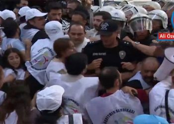Her Şey Bir Anda Olmadı – deneme